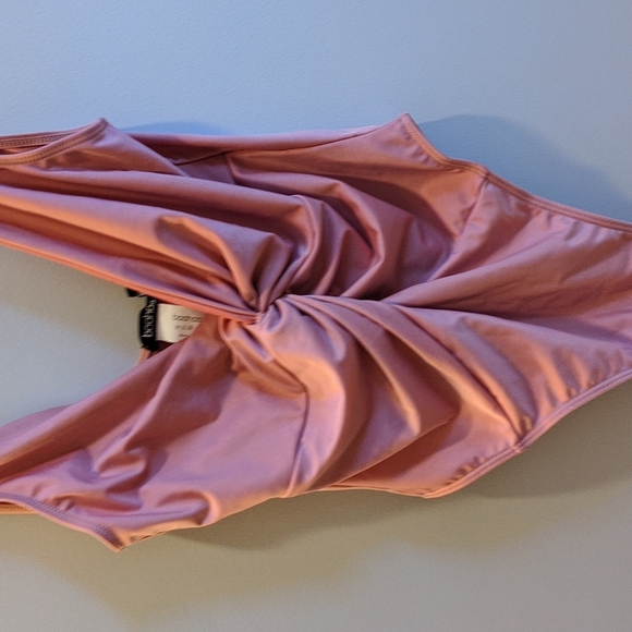 Rouched one piece swimsuit - Picture 3 of 4